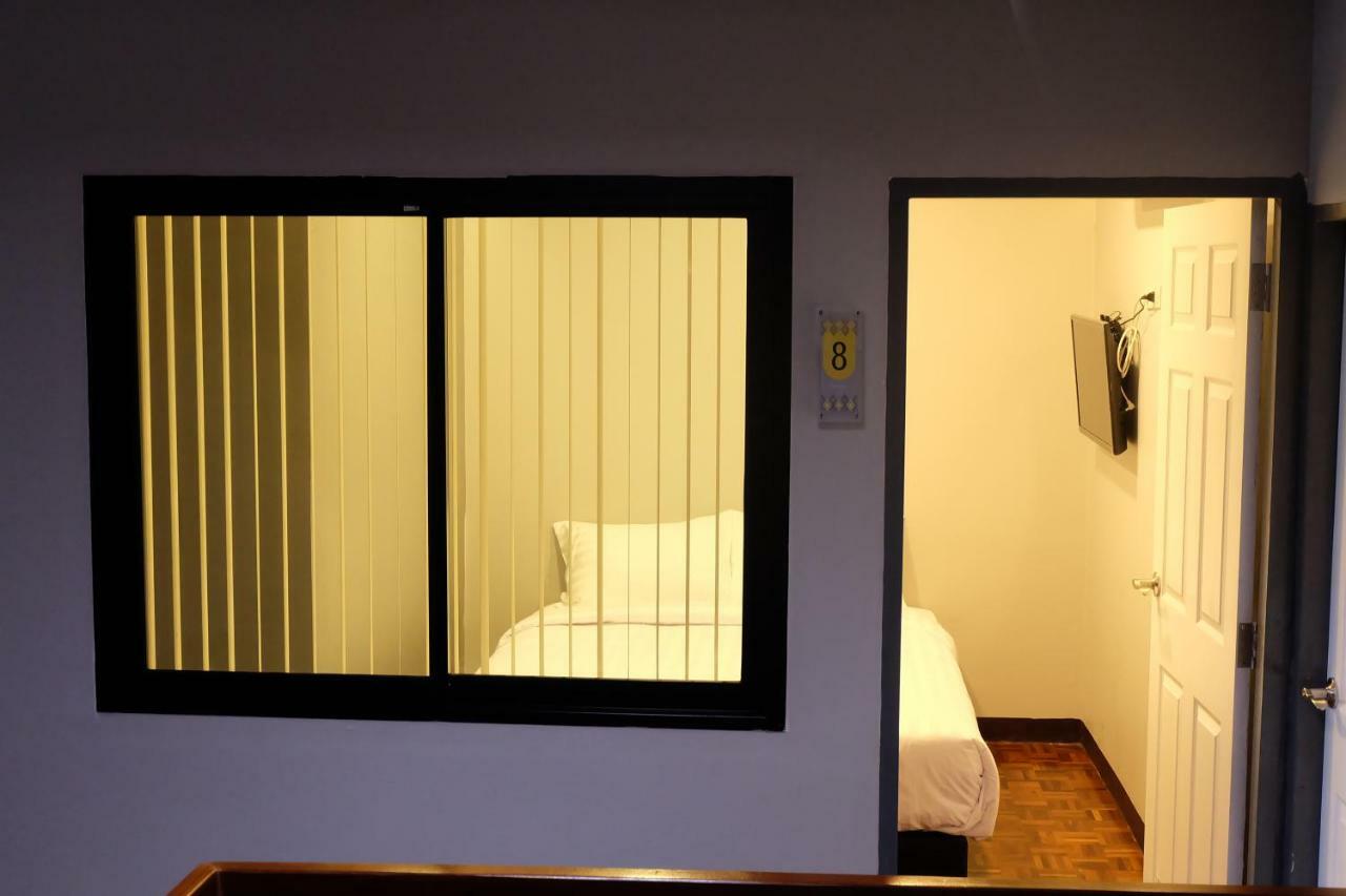 Lux Rooms Night Bazaar Chiang Mai Buitenkant foto